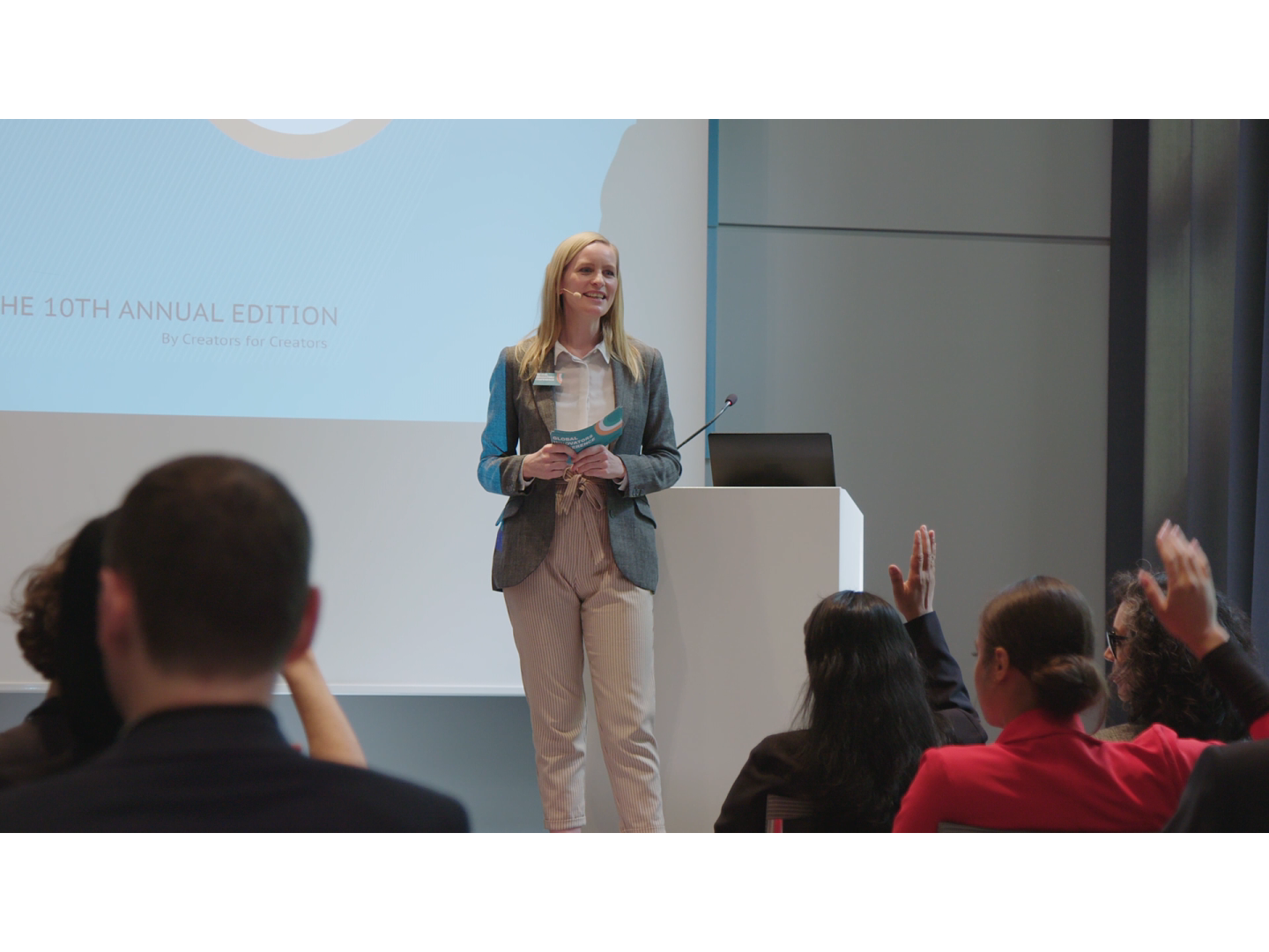 Talleres y Conferencias